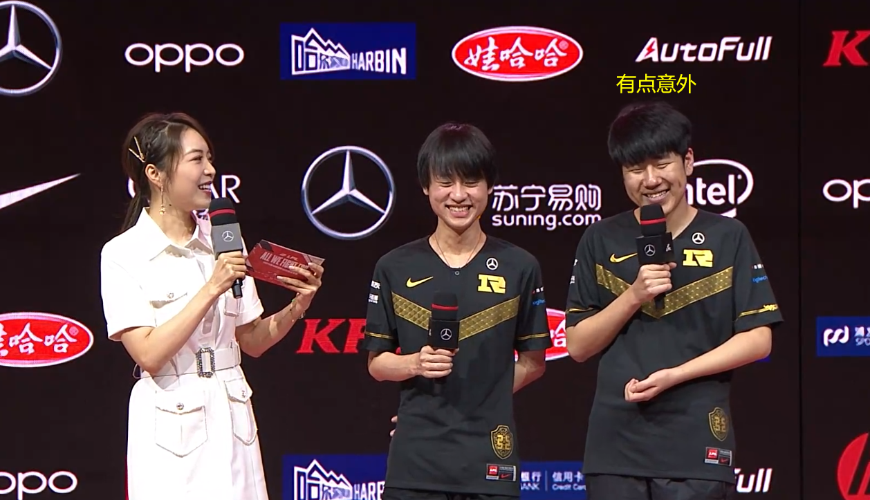 穆古鲁扎意外战胜RNG，战术调整引爆全场！观众掌声雷动(穆古鲁扎技术特点)