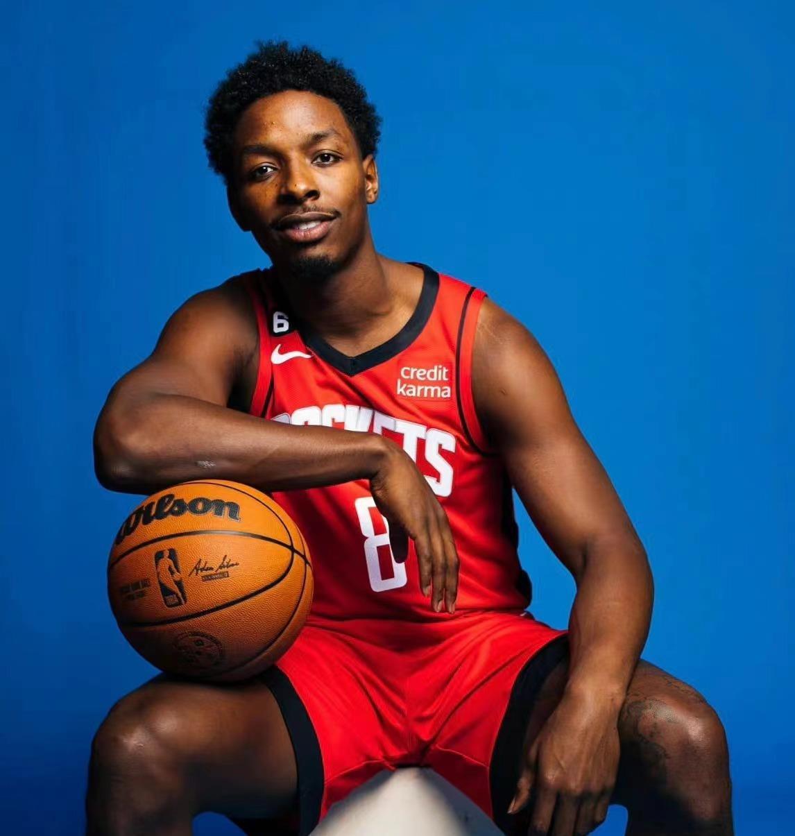 太狠了！明尼苏达森林狼清晨迎来里程碑休斯敦火箭国际比赛日状态回暖，今夜莱比锡备战意大利杯的简单介绍